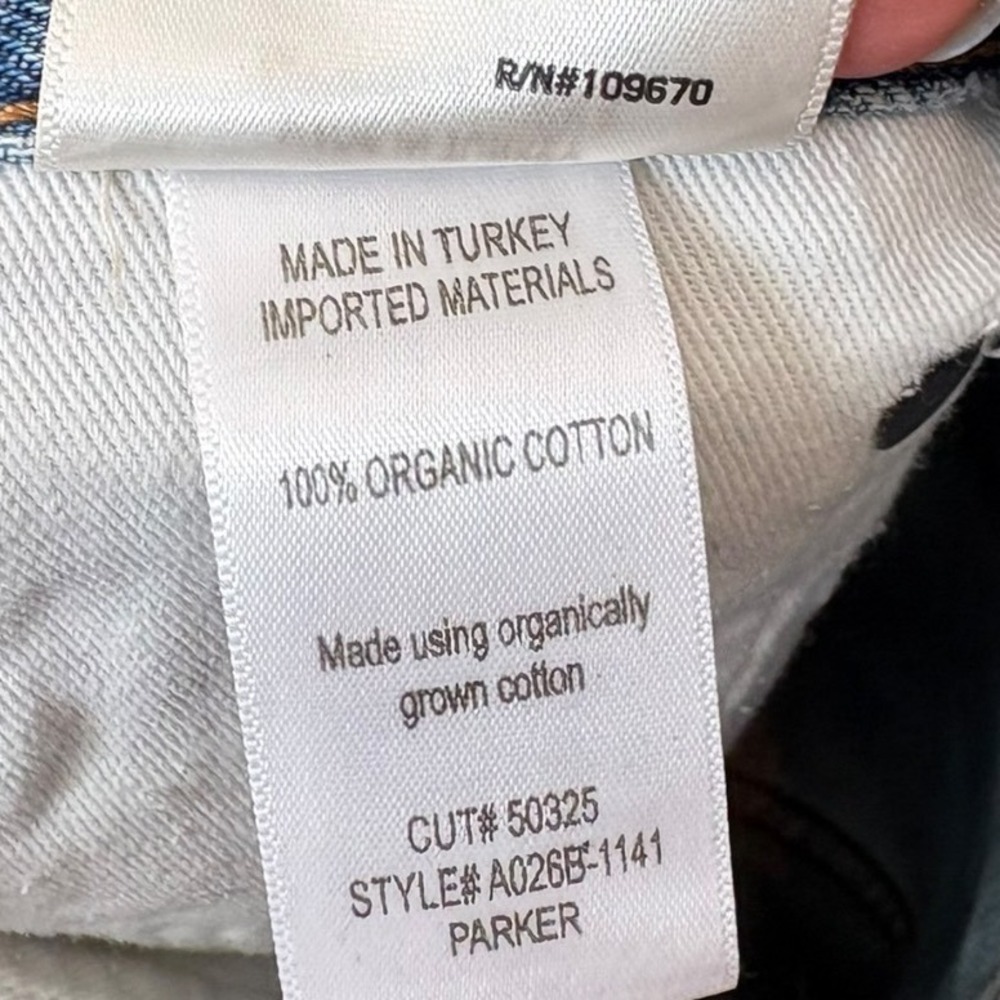 AGOLDE Parker High Rise Organic Cotton Distressed Denim Shorts Light Wash Sz 23 - Picture 6 of 6